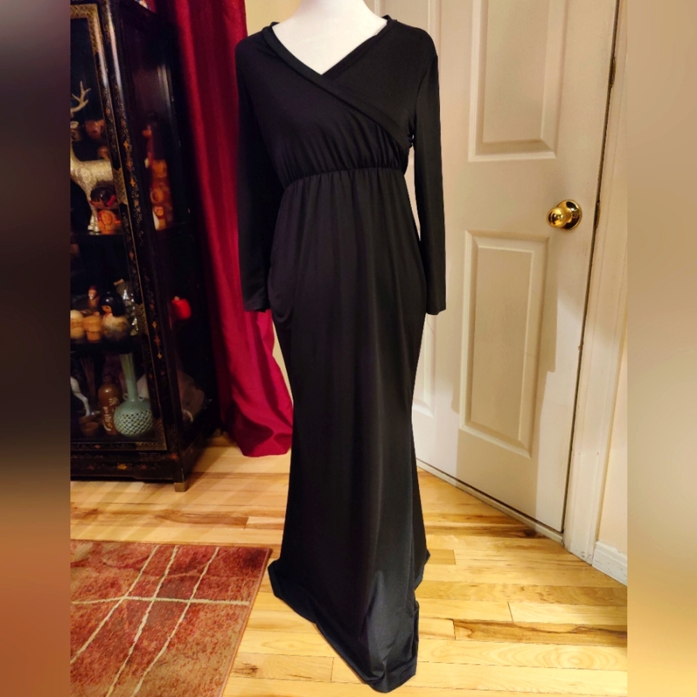 Sunnow Morticia Style Dress